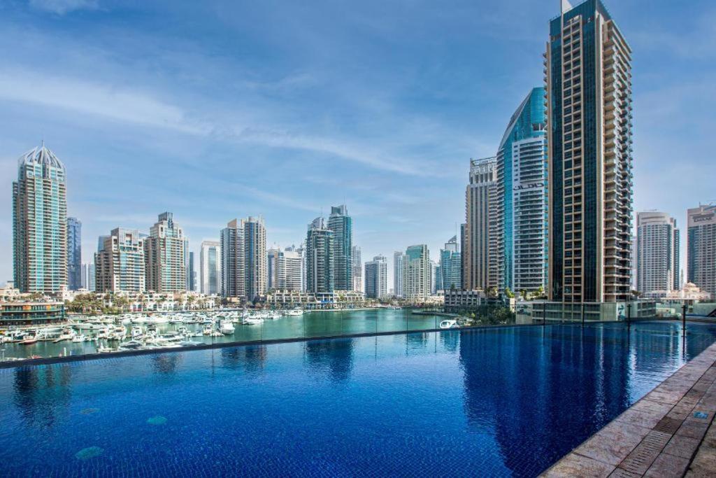 Luxury Iconic Cayan Tower - Free 5 Star Access! Appartement *