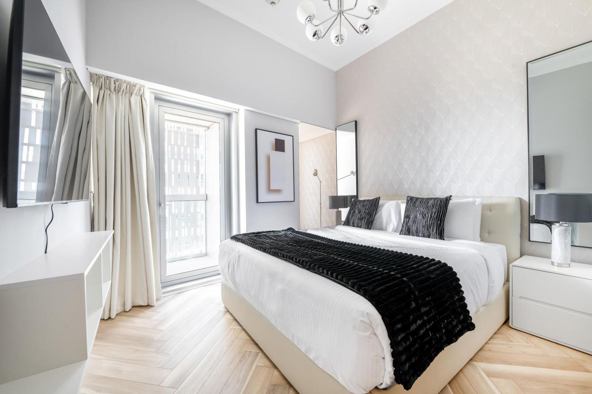 Luxury Iconic Cayan Tower - Free 5 Star Access! Appartement Dubai